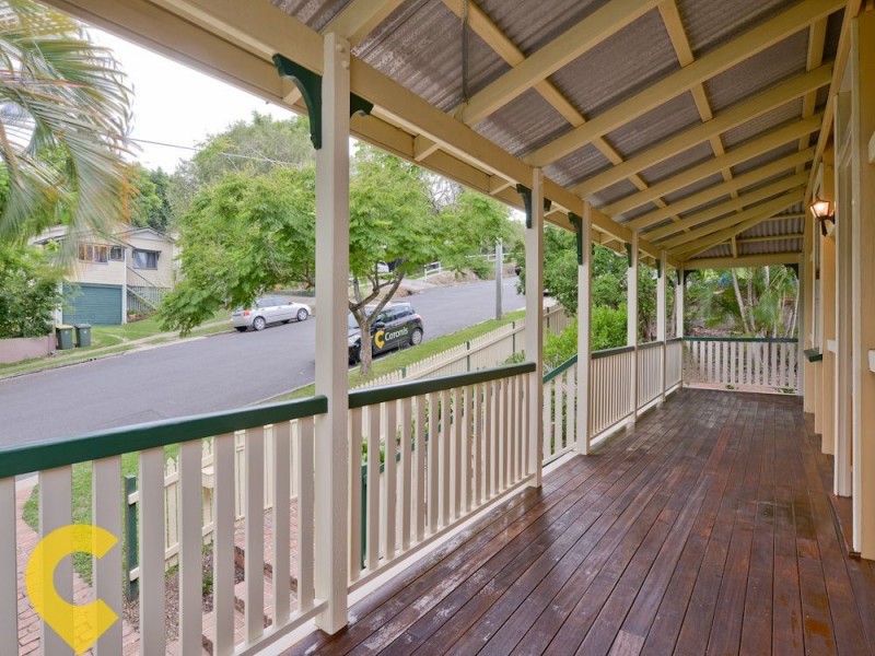 21 Sixth Avenue, Windsor QLD 4030