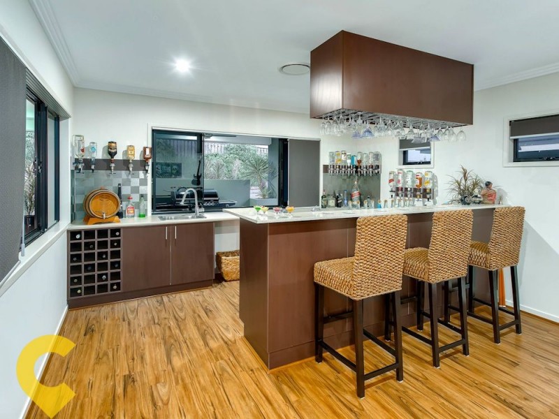 33 Ambrose Drive, Augustine Heights QLD 4300