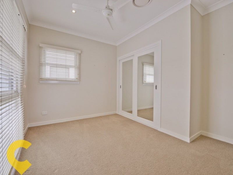 122 Park Road, Wooloowin QLD 4030