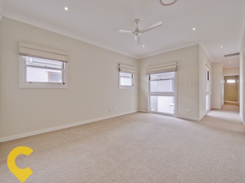 122 Park Road, Wooloowin QLD 4030