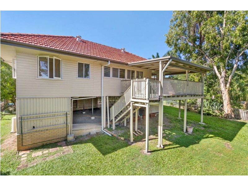 370 South Pine Road, Enoggera QLD 4051