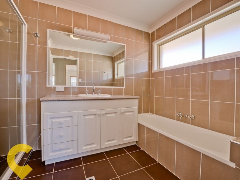 51 Plymouth Court, Raby Bay QLD 4163