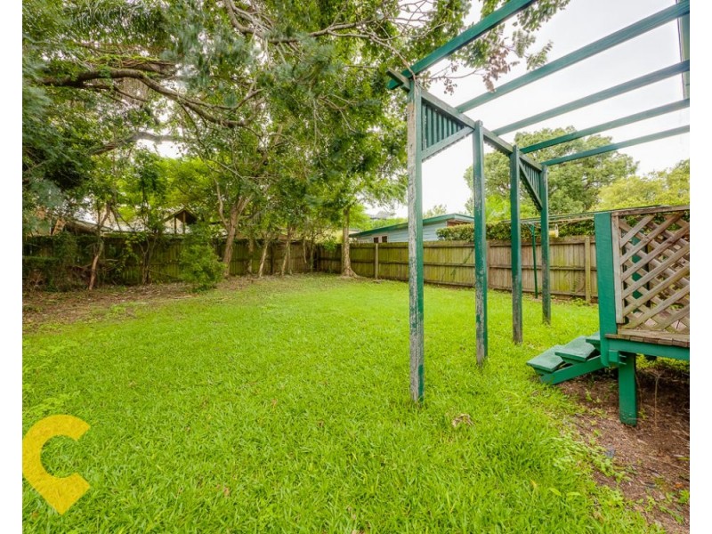 24 Rigby Street, Wooloowin QLD 4030