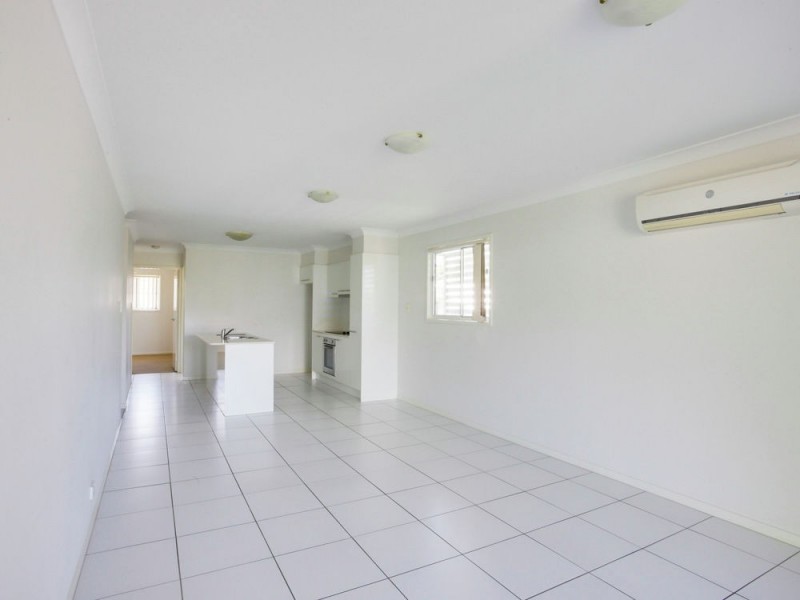 4/18 Julia Street, Wavell Heights QLD 4012