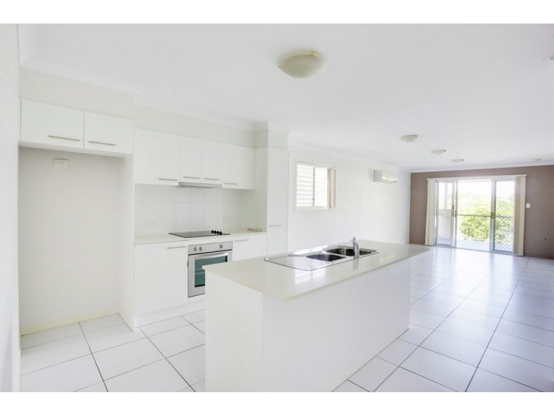 4/18 Julia Street, Wavell Heights QLD 4012