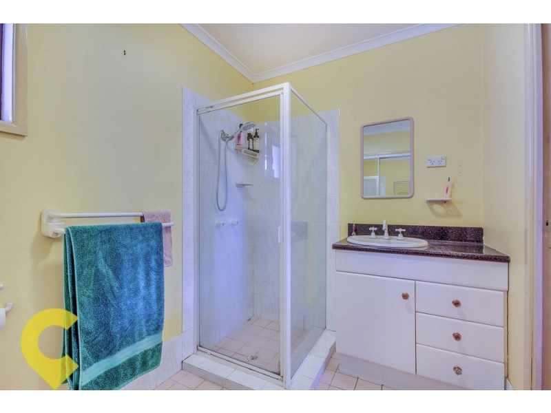 28 Helmsley Court, Carindale QLD 4152