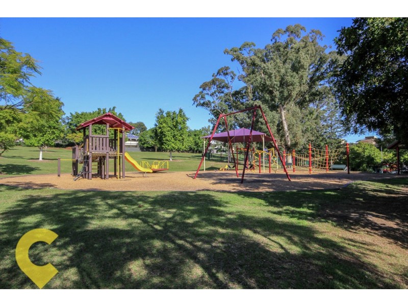 39 Hawthorn Terrace, Red Hill QLD 4059