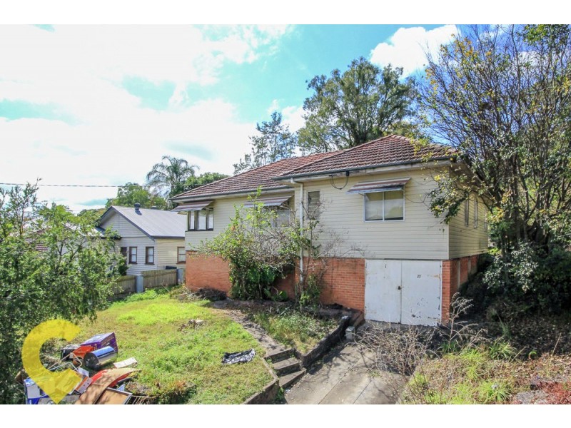 25 Lizzie Street, Bardon QLD 4065
