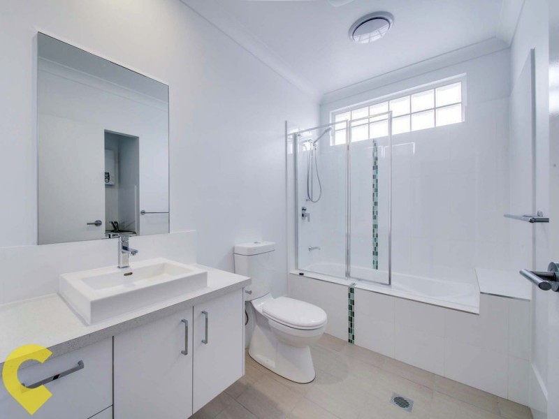 2/12 Lutana Street, Stafford QLD 4053