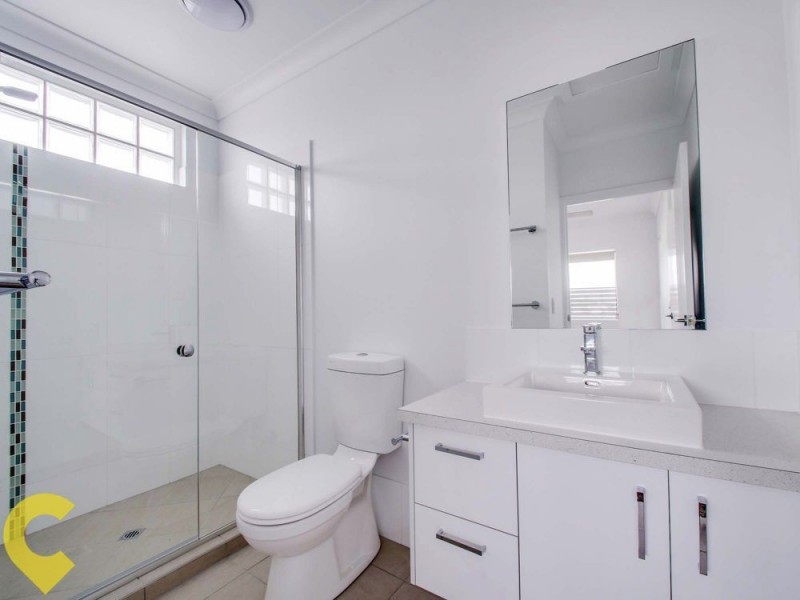 2/12 Lutana Street, Stafford QLD 4053