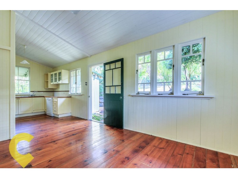 23 Empress Terrace, Bardon QLD 4065