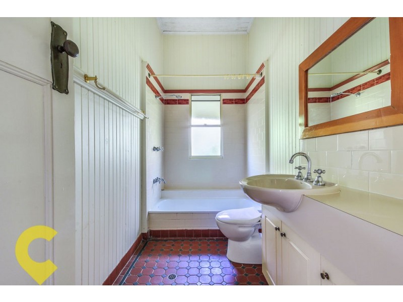 23 Empress Terrace, Bardon QLD 4065