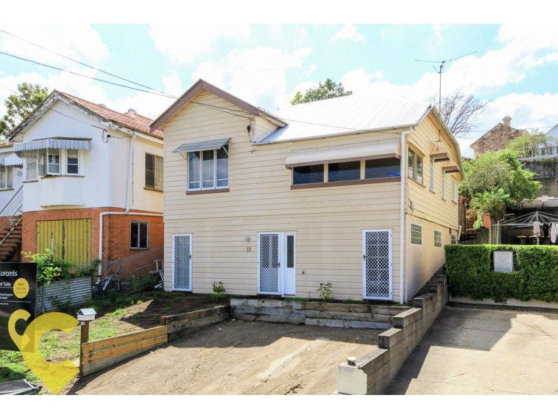 19 Cox Road, Windsor QLD 4030