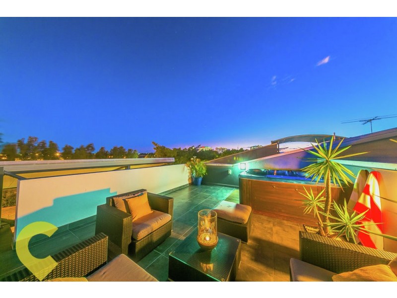 13/654 Kingsford Smith Drive, Hamilton QLD 4007