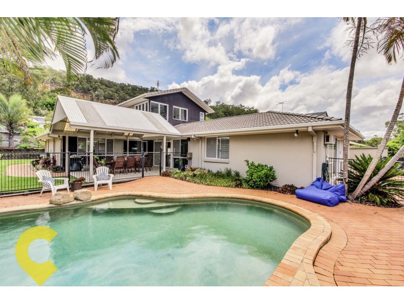 18 Glenquarrie Place, Ashgrove QLD 4060