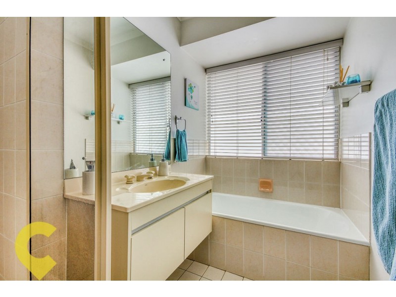 18 Glenquarrie Place, Ashgrove QLD 4060