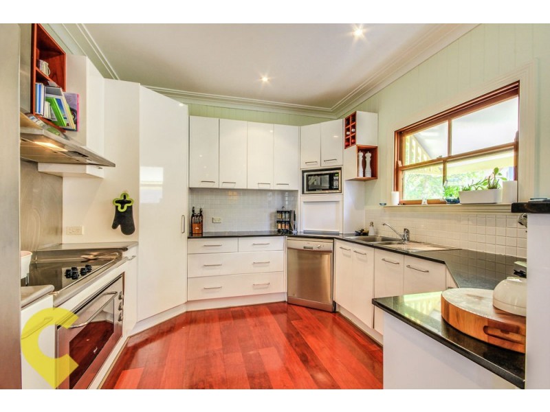 16 Lloyd Street, Alderley QLD 4051