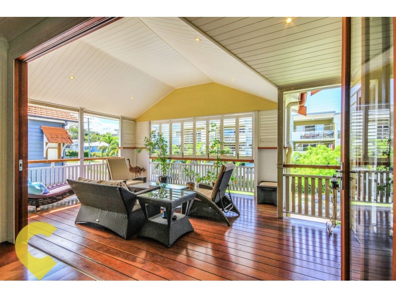 16 Lloyd Street, Alderley QLD 4051