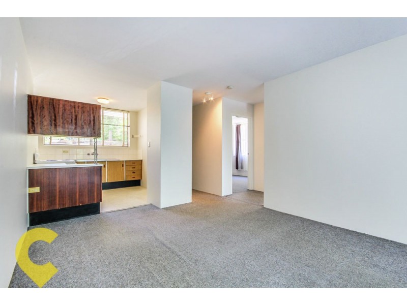 1/25 Normanby Terrace, Herston QLD 4006