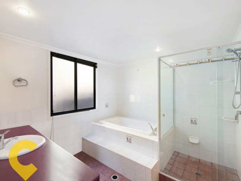 176 Glen Retreat Road, Mitchelton QLD 4053