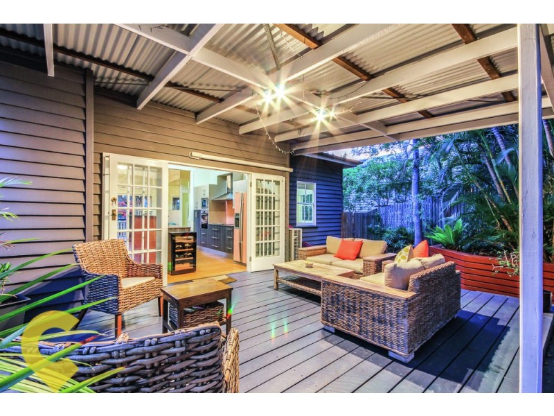 51 Corona Avenue, Ashgrove QLD 4060