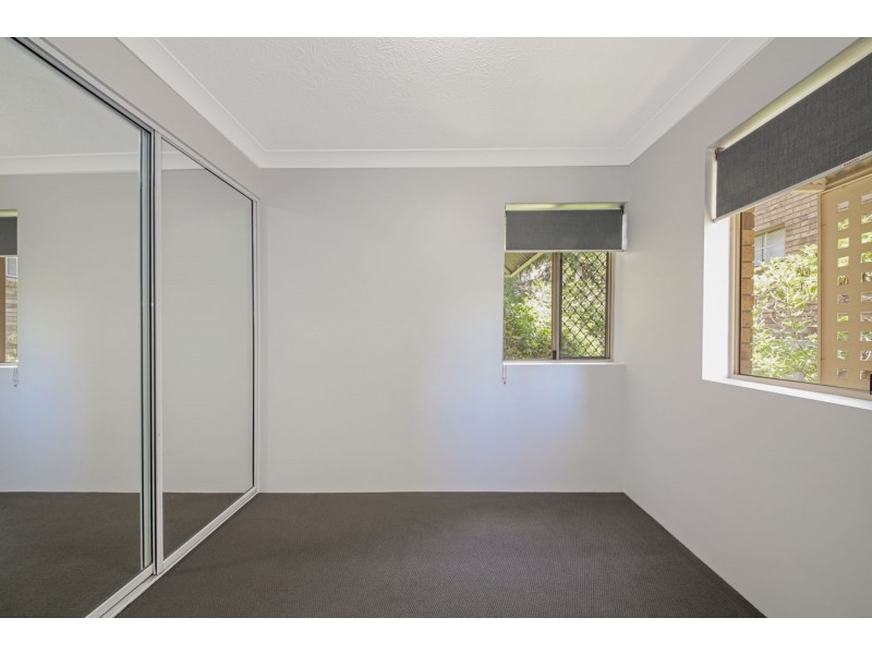 4/115 Central Avenue, Indooroopilly QLD 4068