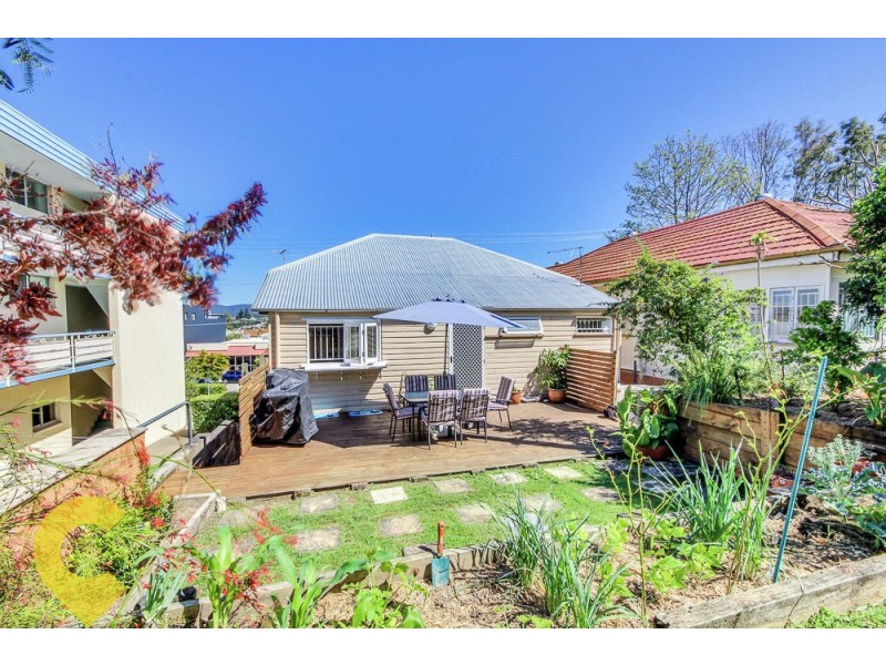 19 Cox Road, Windsor QLD 4030