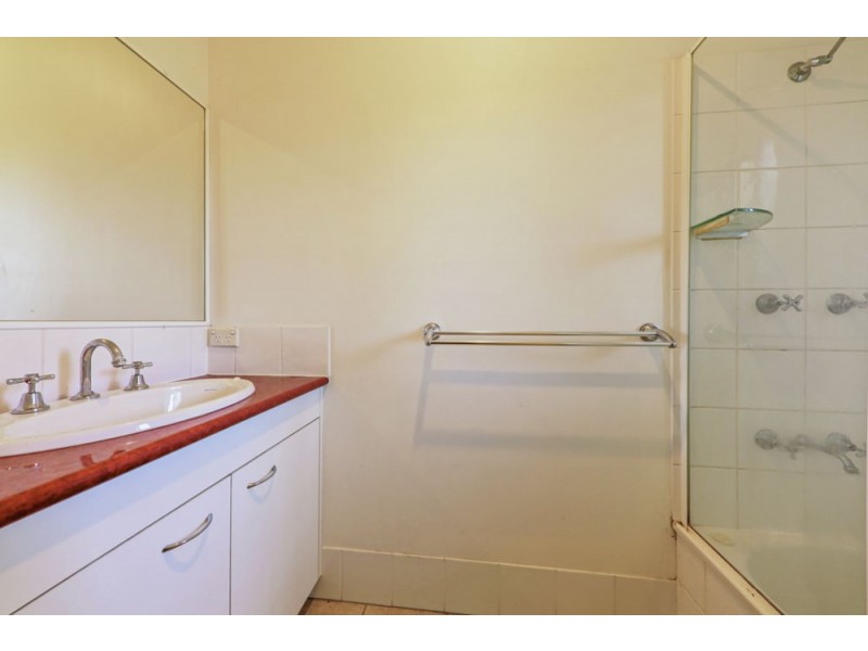 3/27 Oatland Crescent, Holland Park West QLD 4121