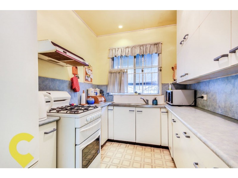 28 Drake Street, Everton Park QLD 4053