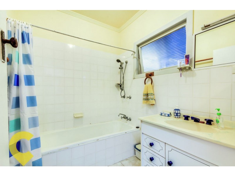 28 Drake Street, Everton Park QLD 4053