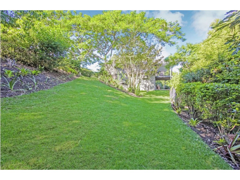 30 Royston Street, Brookfield QLD 4069