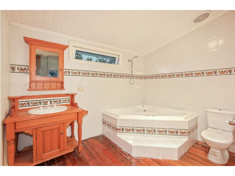 13 Banbridge Street, Kelvin Grove QLD 4059