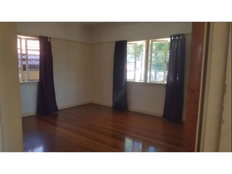 35 Ashgrove Avenue, Ashgrove QLD 4060