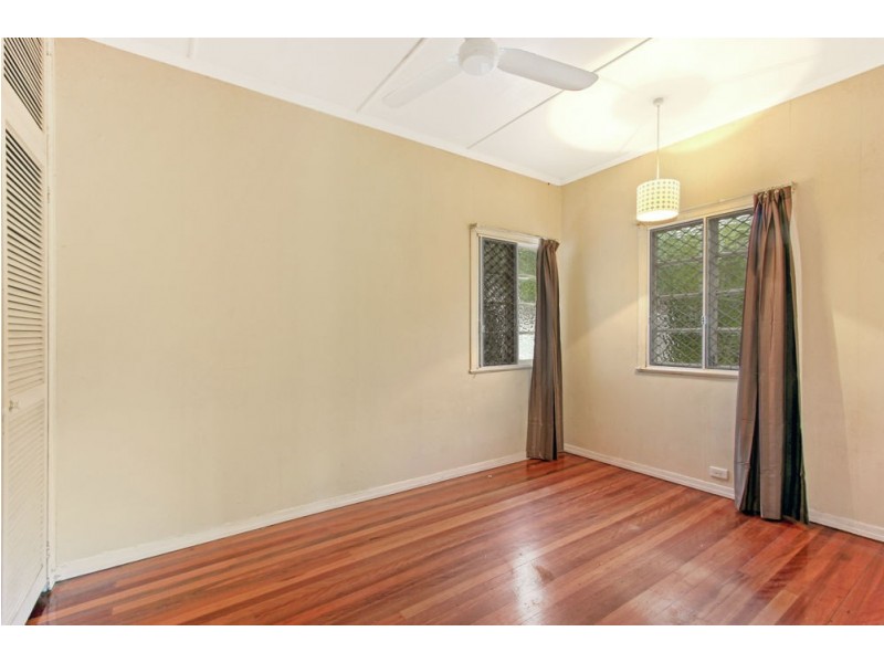 54 Payne Street, Indooroopilly QLD 4068