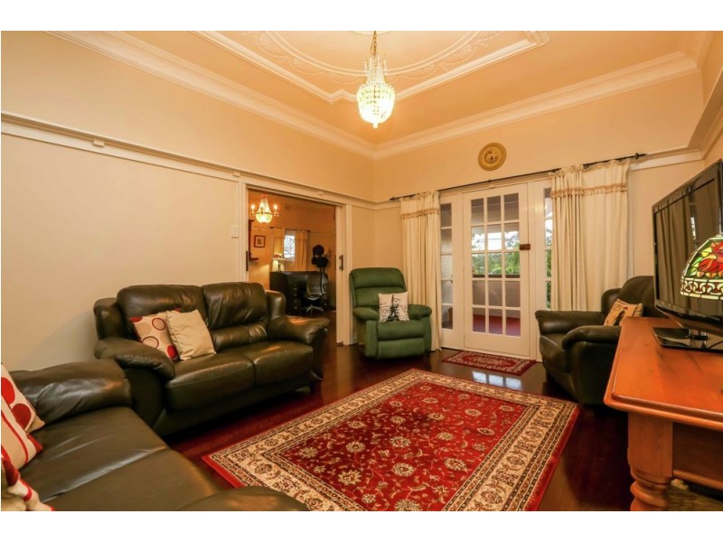 10 Cavell Terrace, Ashgrove QLD 4060