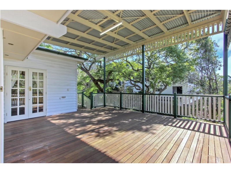 15 Greene Street, Newmarket QLD 4051