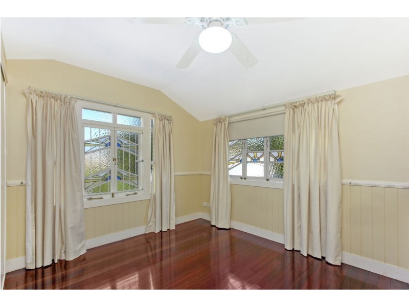 15 Greene Street, Newmarket QLD 4051