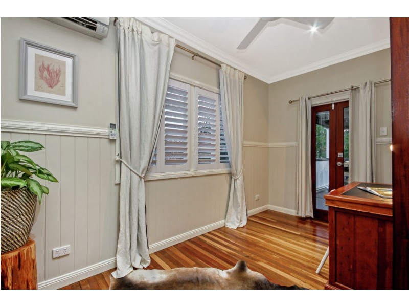 34 Sheehy Street, Stafford QLD 4053