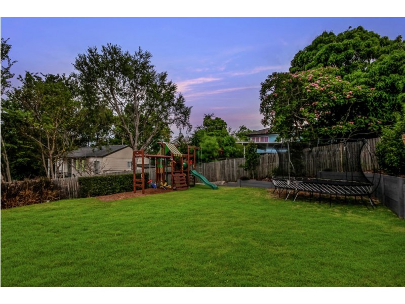 34 Sheehy Street, Stafford QLD 4053
