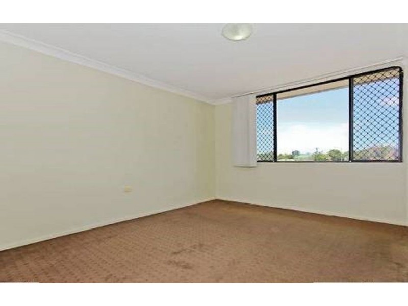 2/574 Kingsford Smith Drive, Hamilton QLD 4007