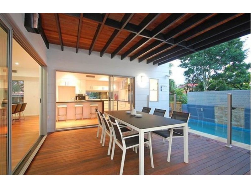 2A Rous Street, Hendra QLD 4011