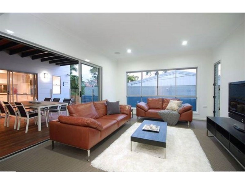 2A Rous Street, Hendra QLD 4011