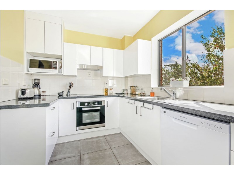 1/57 Brisbane Street, St Lucia QLD 4067