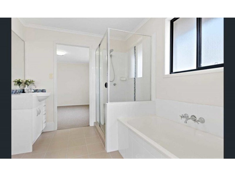 53 Talltrees Circuit, Wakerley QLD 4154