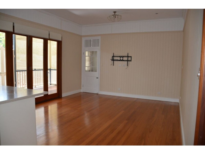 38 hetherington street, Herston QLD 4006