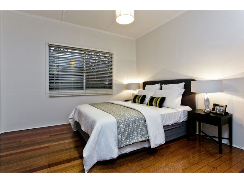 80 Willmington Street, Newmarket QLD 4051