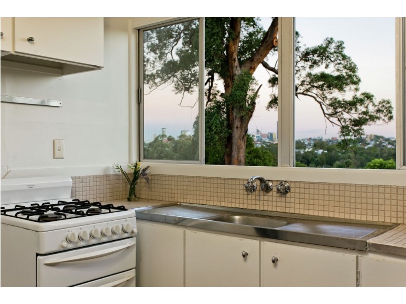 80 Willmington Street, Newmarket QLD 4051