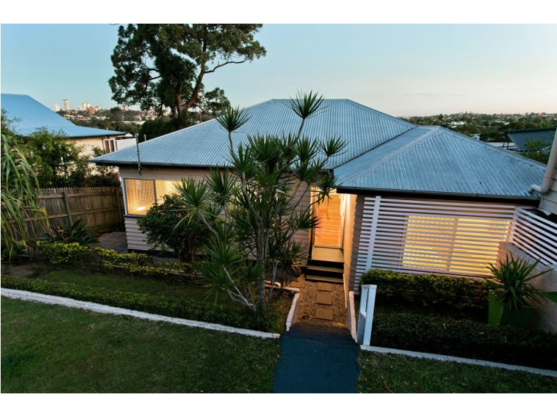 80 Willmington Street, Newmarket QLD 4051