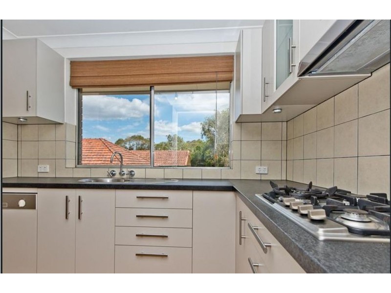 4/8 Zenith Avenue, Chermside QLD 4032