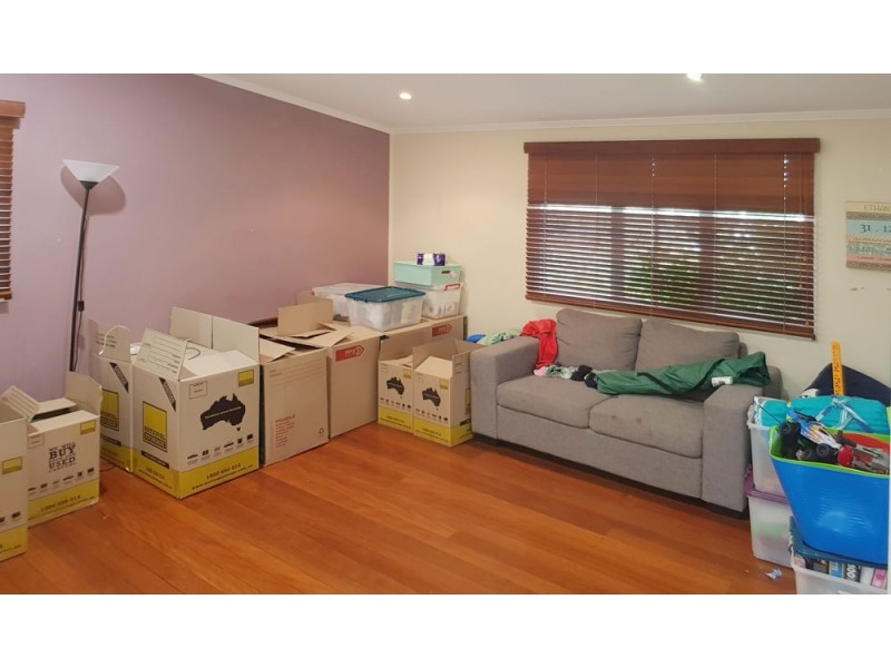 14 Cornhill Street, Kenmore QLD 4069